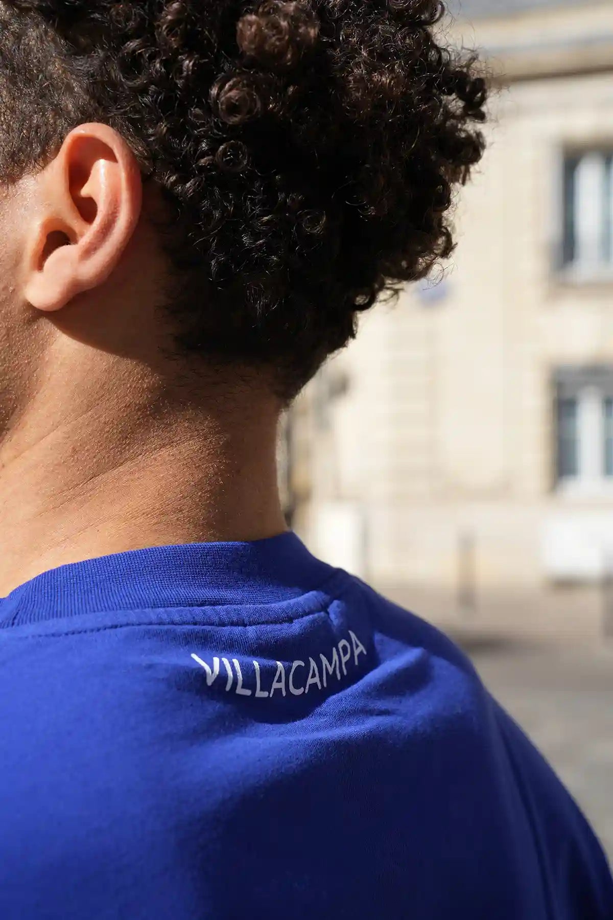 La Camiseta Azul